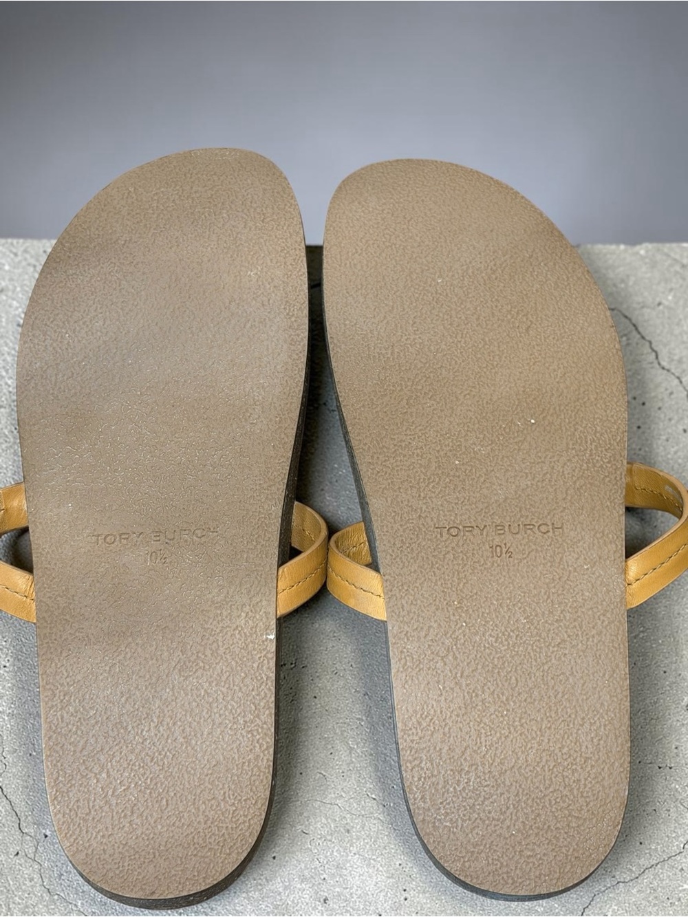 Tory Burch Miller Cloud Shearling Sandals – Size 10½ - Picture 6 of 8